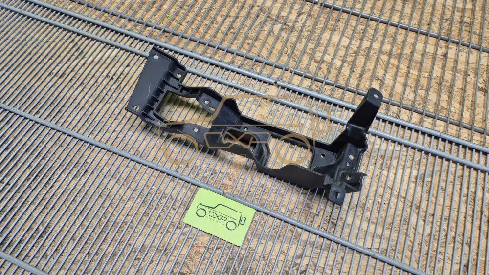 LAND ROVER RANGE ROVER Vogue L405 Fog light bracket left - fog light bracket