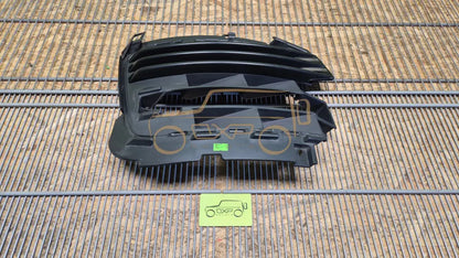 LAND ROVER RANGE ROVER VOGUE L405 Front bumper grill right - front bumper grill