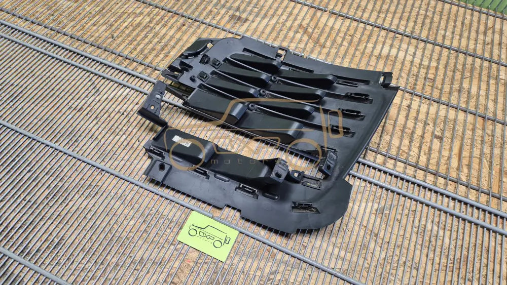 LAND ROVER RANGE ROVER VOGUE L405 Front bumper grill right - front bumper grill