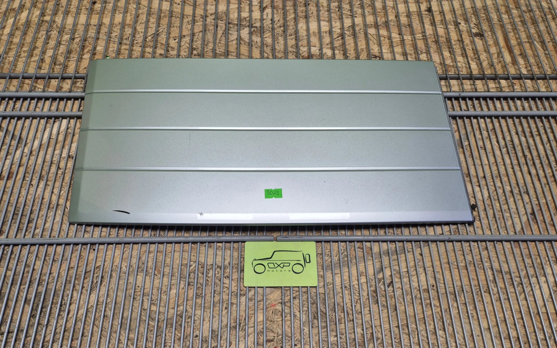 LAND ROVER RANGE ROVER Vogue L405 Left driver door molding - door molding
