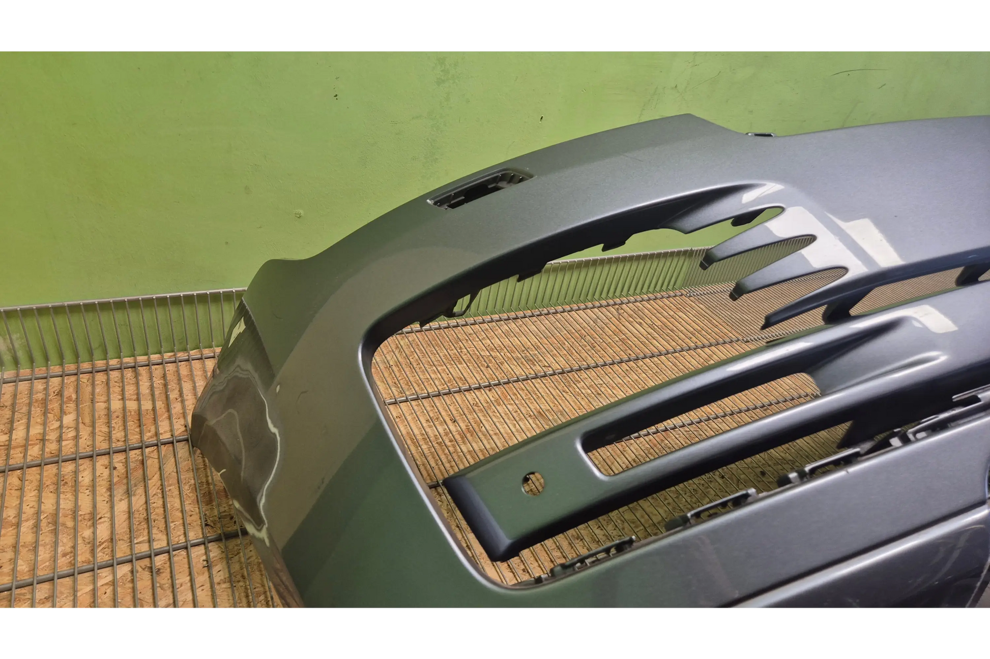 Land Rrover Vogue L405 Front bumper - front bumper