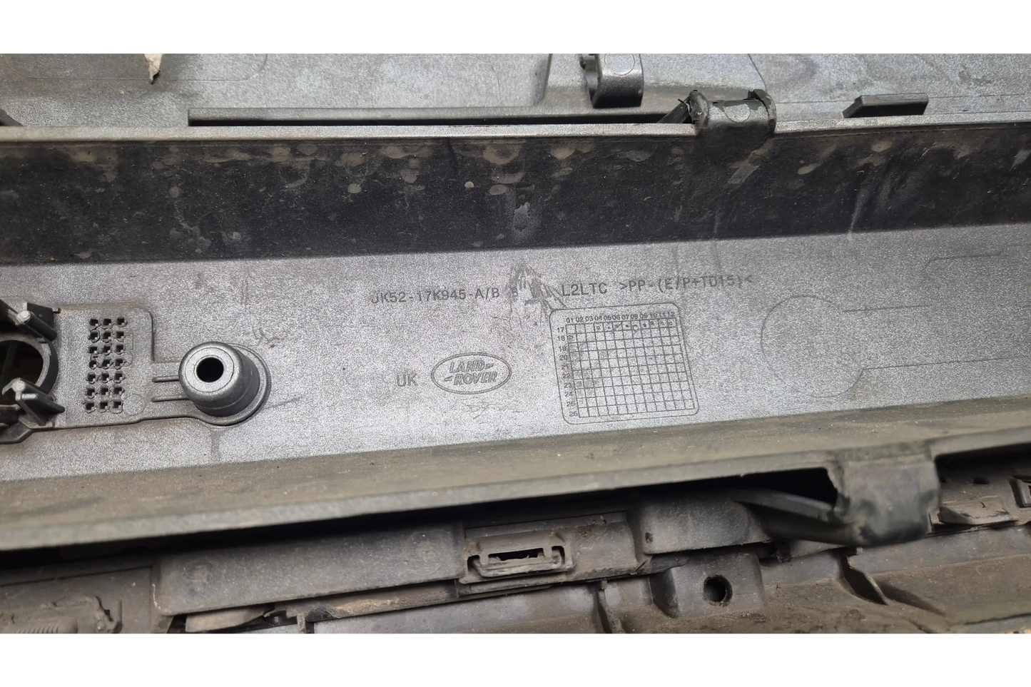 Land Rrover Vogue L405 Front bumper - front bumper