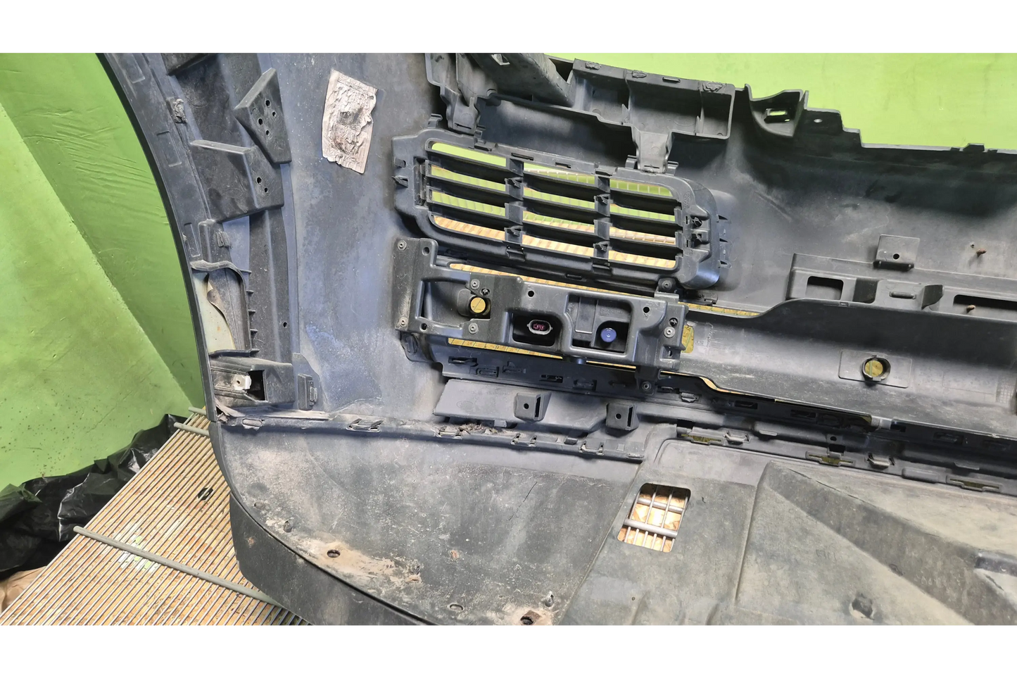 Land Rrover Vogue L405 Front bumper - front bumper