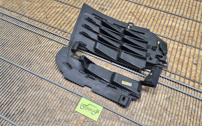 LANDE ROVER RANGE ROVER Vogue L405 Front bumper grill right - bumper grill