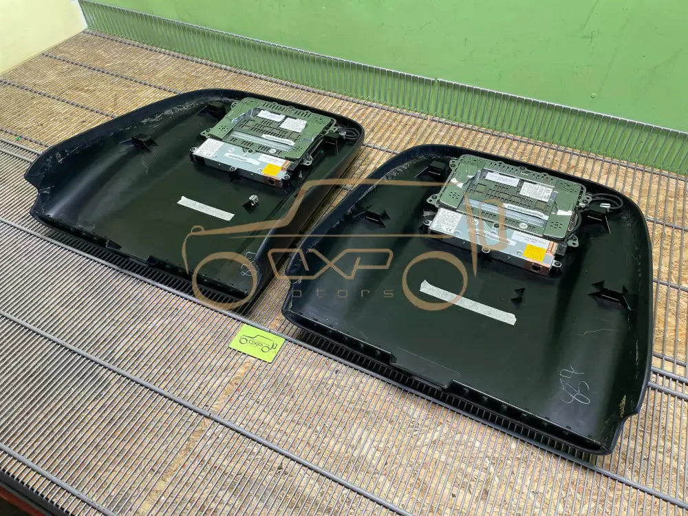 Maybach 57 62 W240 Rear Seat Monitor Display With Brackrest Set - monitor dispaly