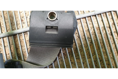 Mercedes-Benz C-Class W201 Right front seat belt - seat belt