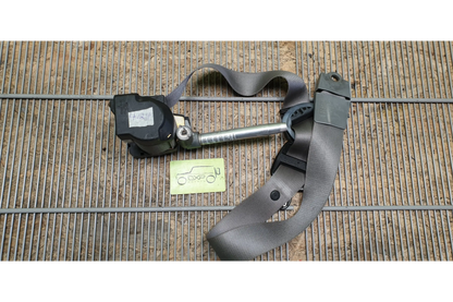 Mercedes-Benz C-Class W201 Right front seat belt - seat belt