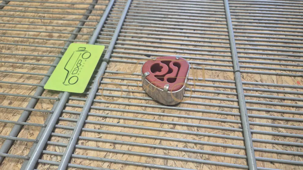 Mercedes-Benz C-Class W202 Rear silencer hanger ring - silencer hanger