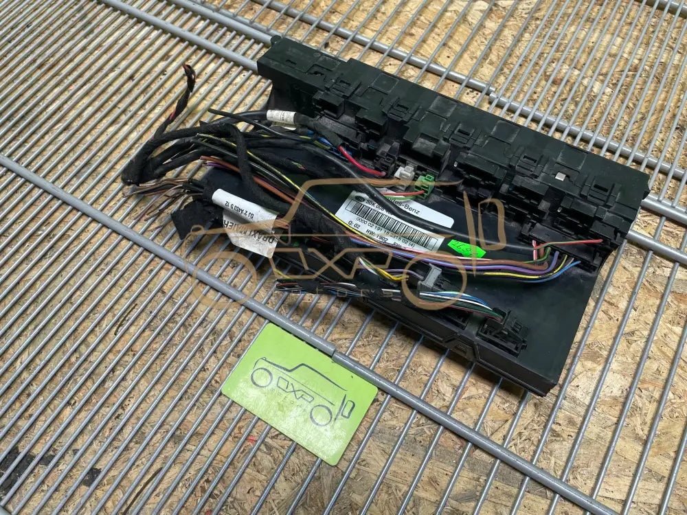 Mercedes-Benz C-Class W203 Sam Control Unit