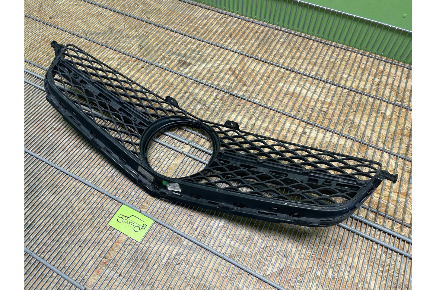 Mercedes-Benz C-Class W204 AMG Front grill - front grill