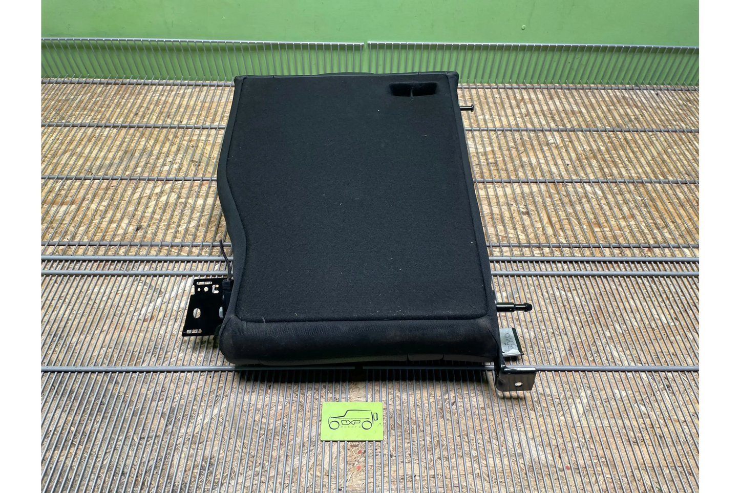 Mercedes-Benz C-Class W205 Leather Seat Rear Left Brackrest - leather seat