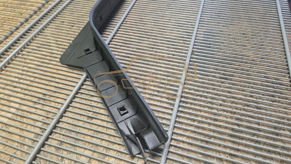 Mercedes-Benz C140 CL Coupe Trunk Lid Rear Hatch Trim Strip Cover - Trunk lid trim