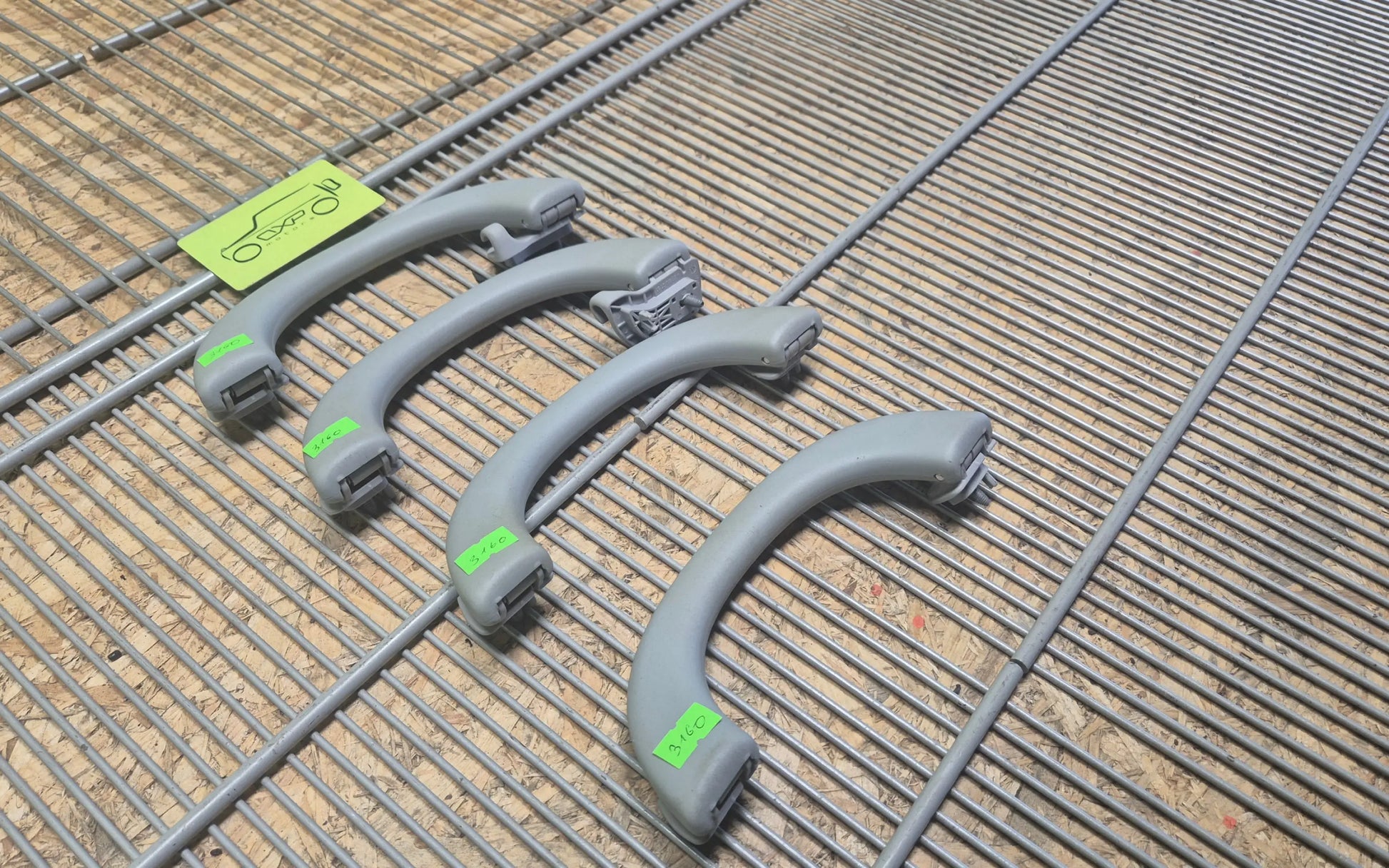 Mercedes-Benz CLS C219 Roof Handle Grap Grip Set - roof handle