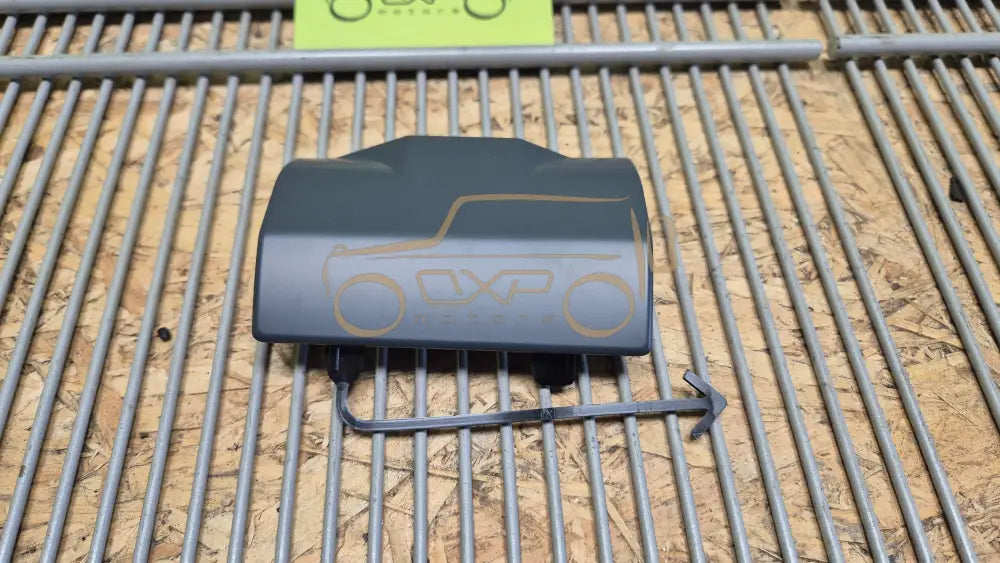 Mercedes-Benz CLS W218 Jack support point cover left front - support point cover