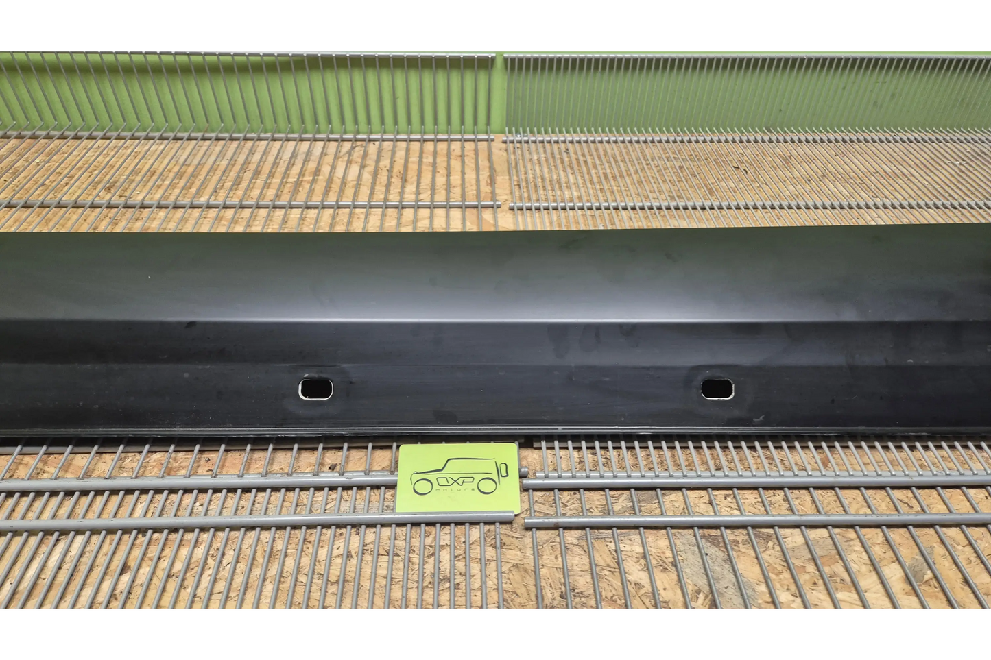 Mercedes-Benz CLS W218 left side skirt - side skirt