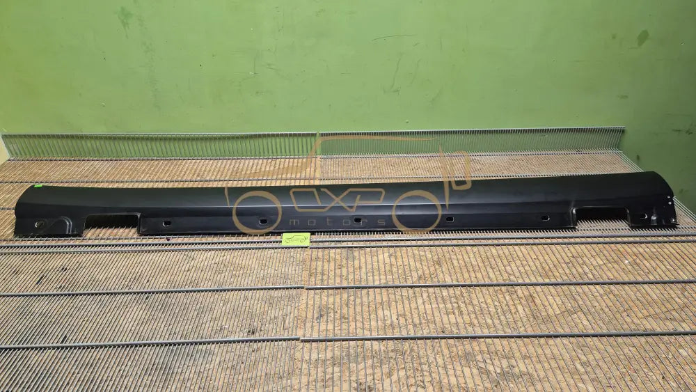 Mercedes-Benz CLS W218 left side skirt - left side skirt