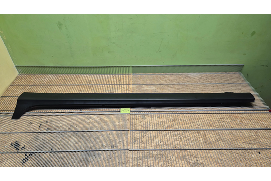Mercedes-Benz CLS W218 left side skirt - side skirt