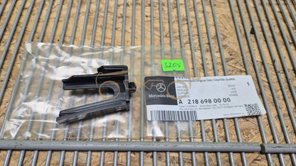 Mercedes-Benz CLS W218 Sill mounting clip - mounting clip