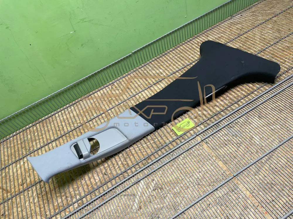 Mercedes-Benz E-Class AMG W211 Right B-Pillar trim - b-pillar trim