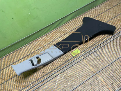 Mercedes-Benz E-Class AMG W211 Right B-Pillar trim - b-pillar trim