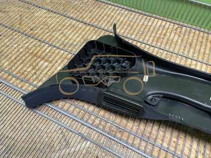 Mercedes-Benz E-Class AMG W211 Right B-Pillar trim - b-pillar trim