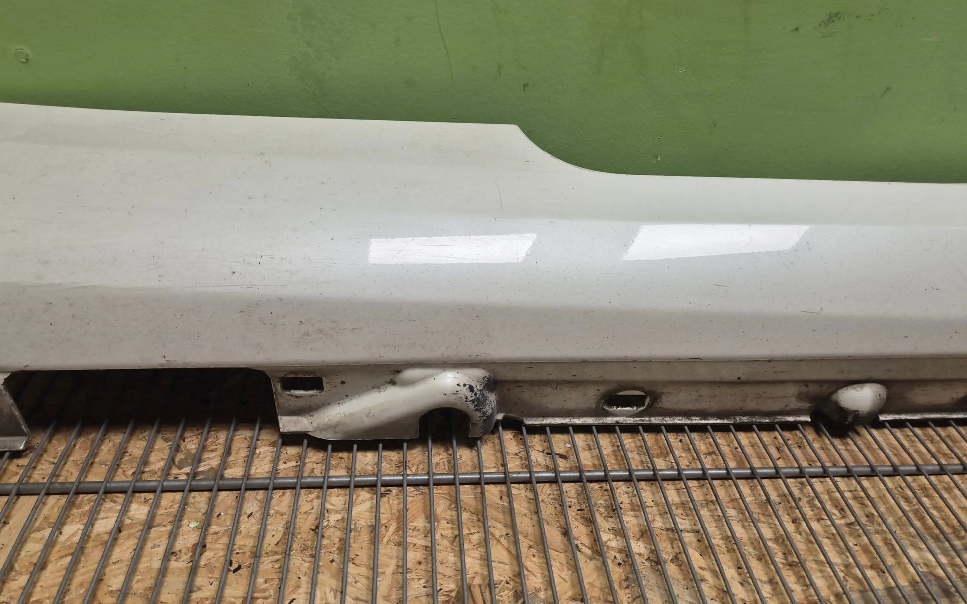 Mercedes-Benz E-Class C207 W207 side skirt trim right - side skirt