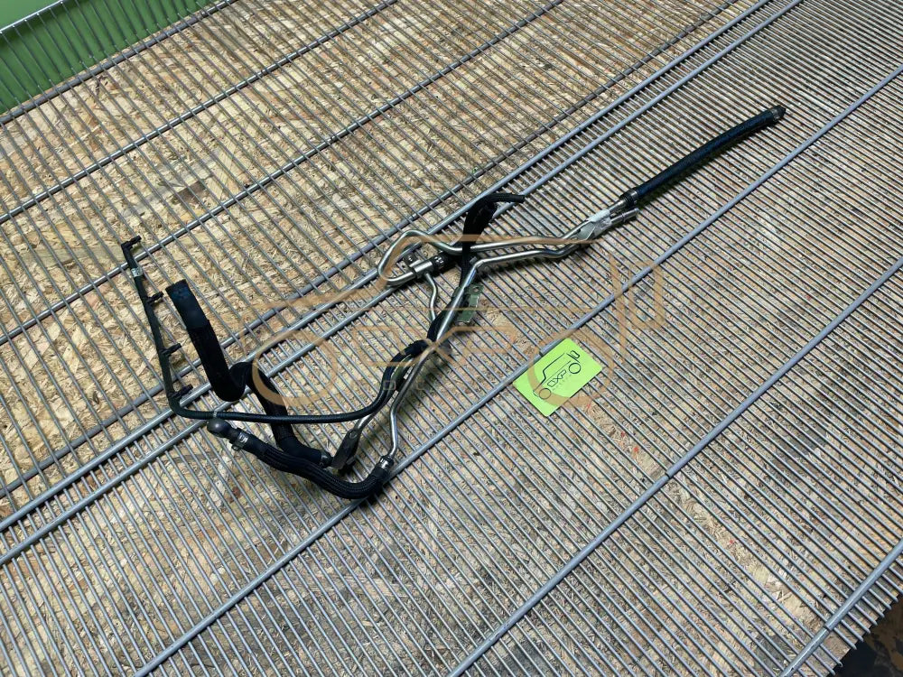 Mercedes-Benz E-Class W204 W212 W639 Fuel supply line - supply line