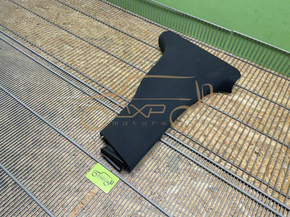 Mercedes-Benz E-Class W211 B pillar duct - pillar duct