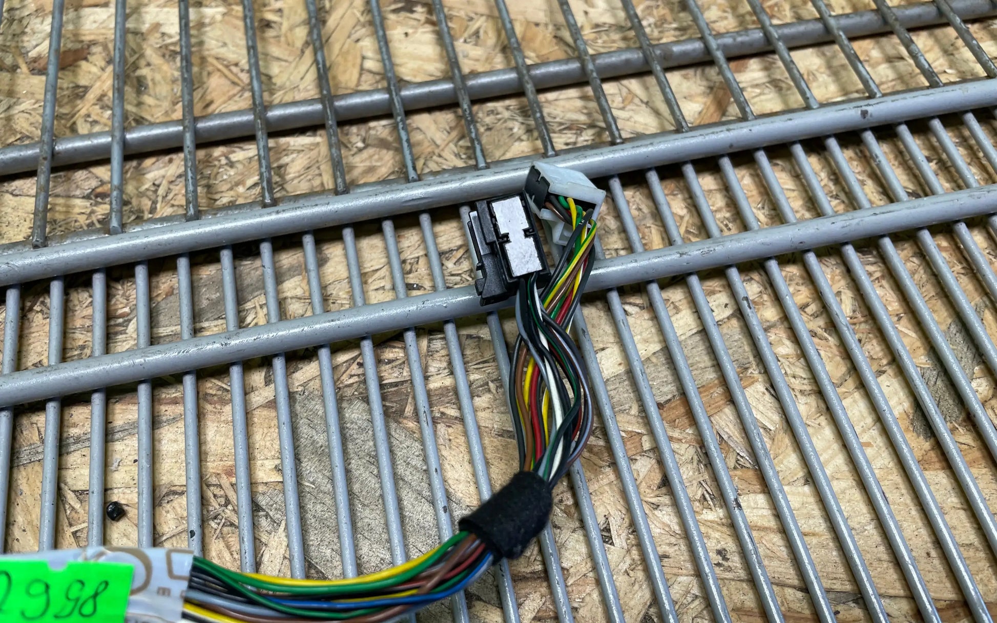 Mercedes-Benz E-Class W211 exteior mirror wiring - exterior mirror