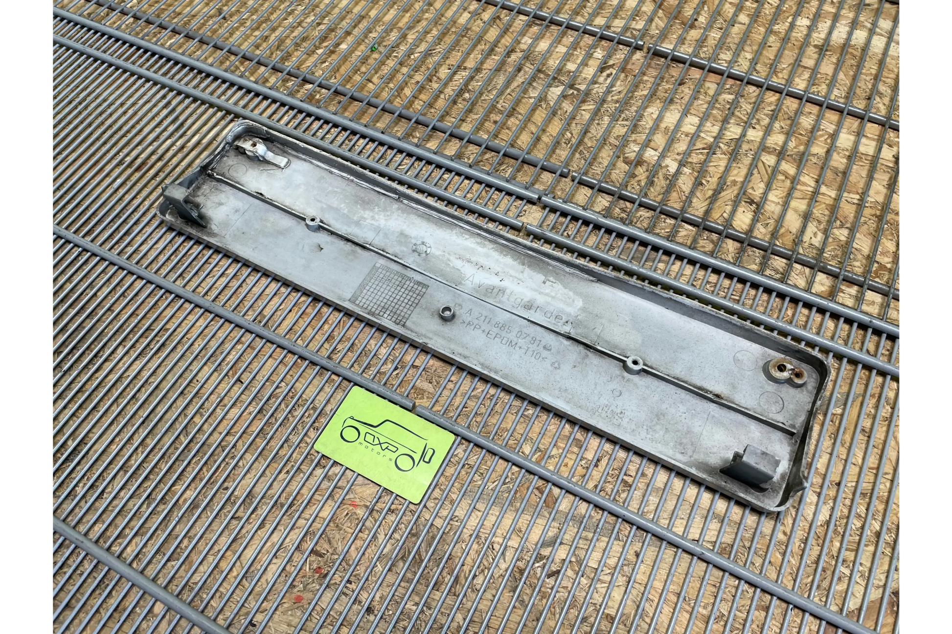 Mercedes-Benz E-Class W211 Licnese plate holder - license plate holder