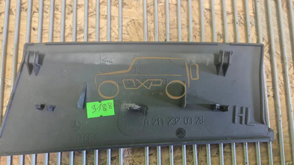 Mercedes-Benz E-Class W211 Plastic Trim Cover Bracket - plastic trim cover