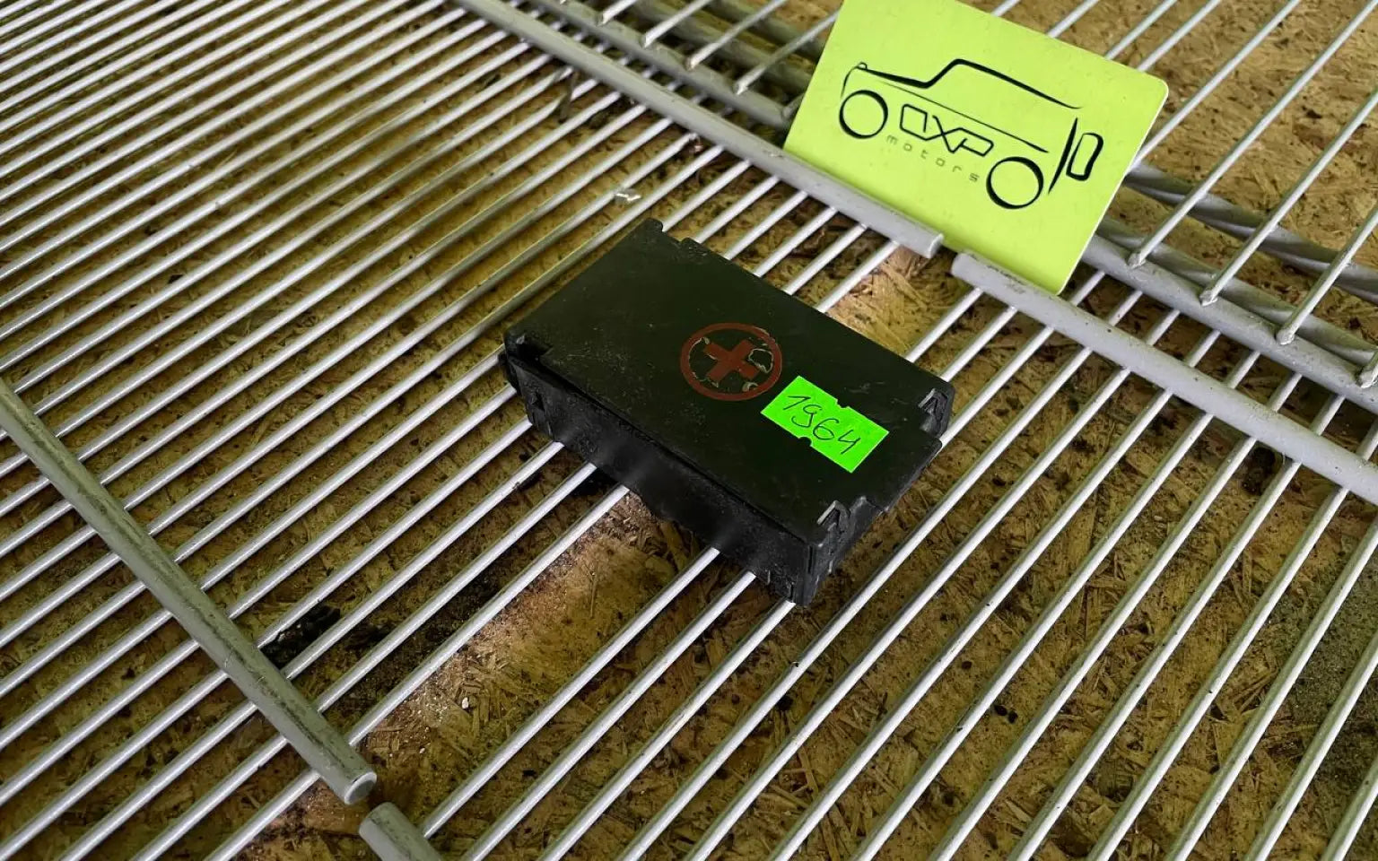 Mercedes-Benz E-Class W211 Plus Cover