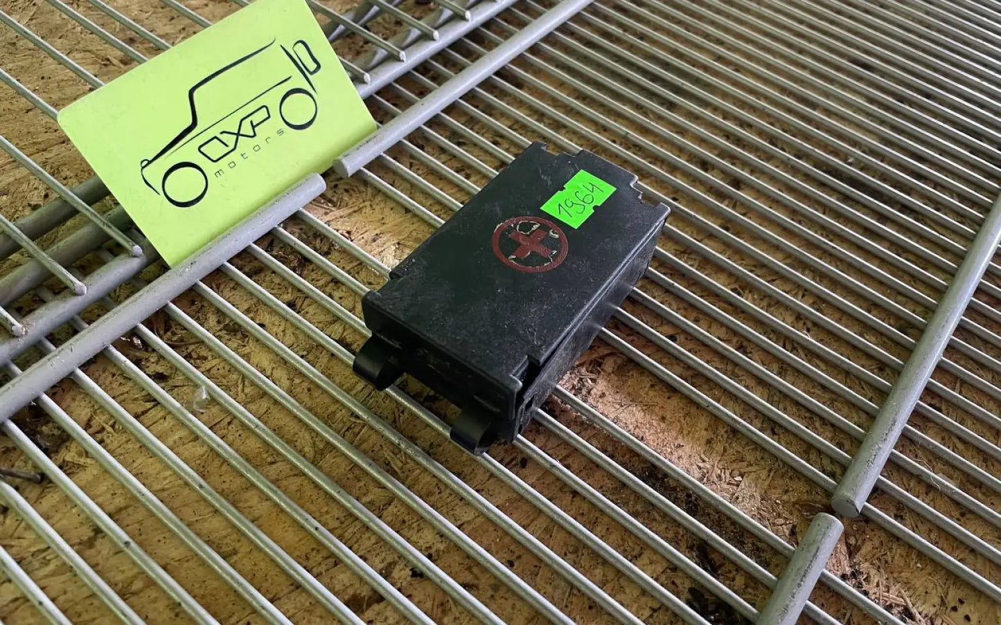 Mercedes-Benz E-Class W211 Plus Cover