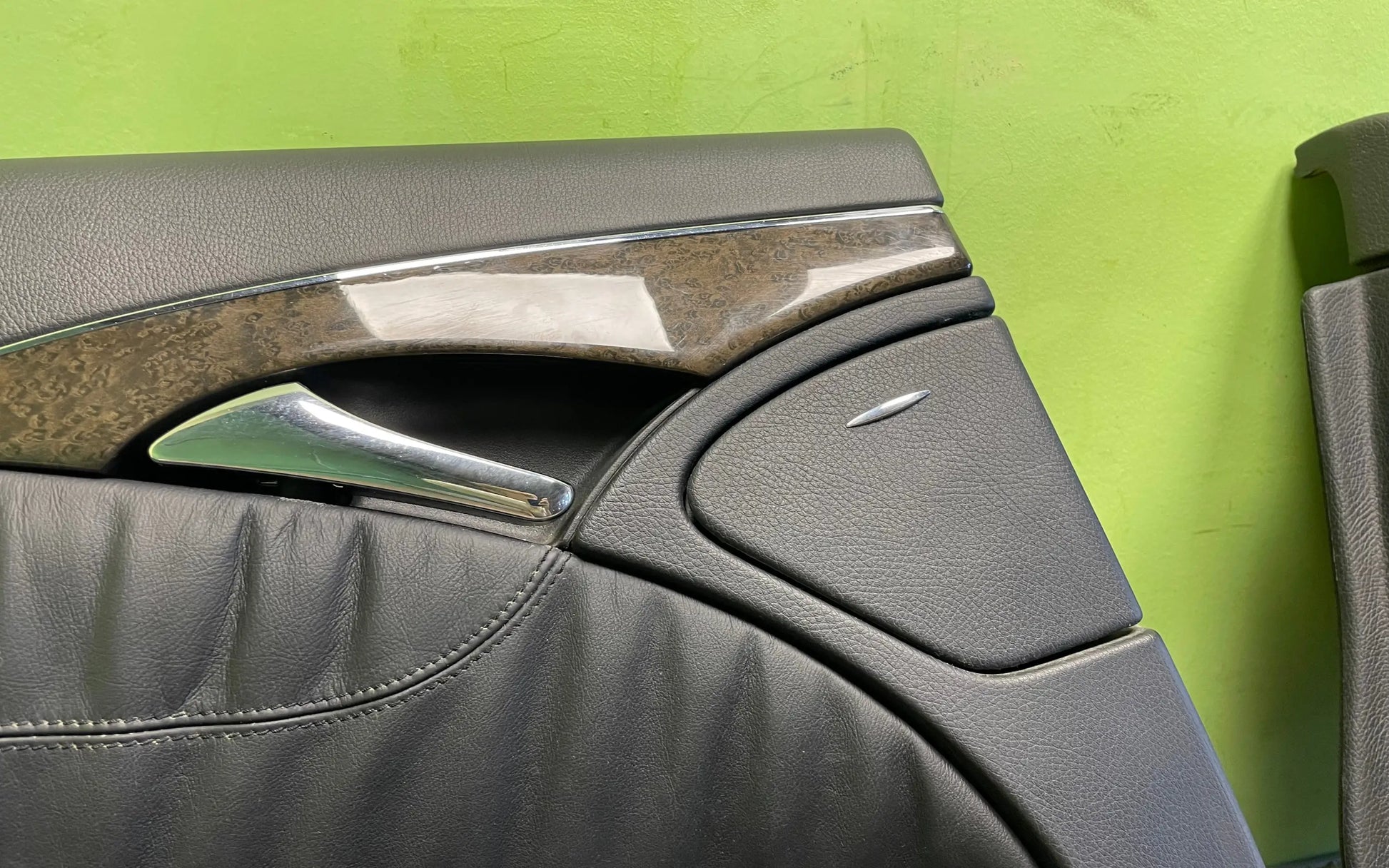 Mercedes-Benz E-Class W211 Rear driver side interior door panel set - interior door panel