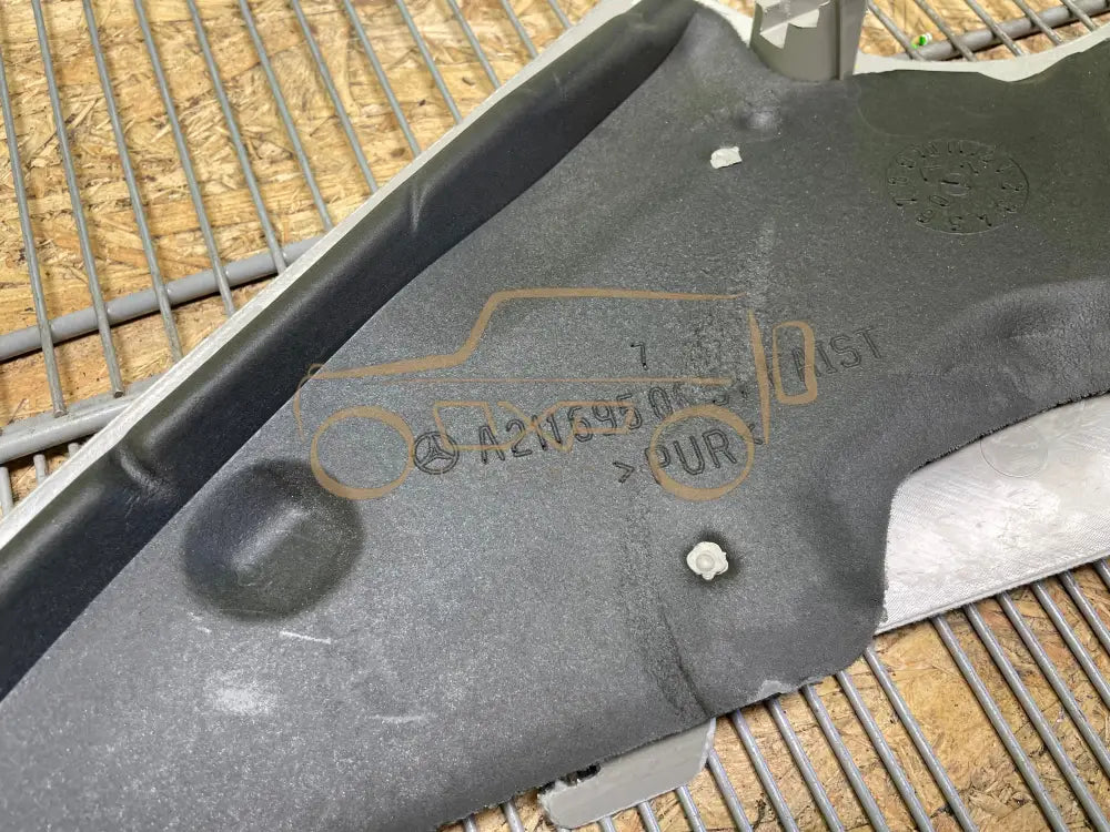 Mercedes-Benz E-Class W211 Rear right pillar trim - pillar trim