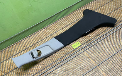 Mercedes-Benz E-Class AMG W211 Right B-Pillar trim - b-pillar trim