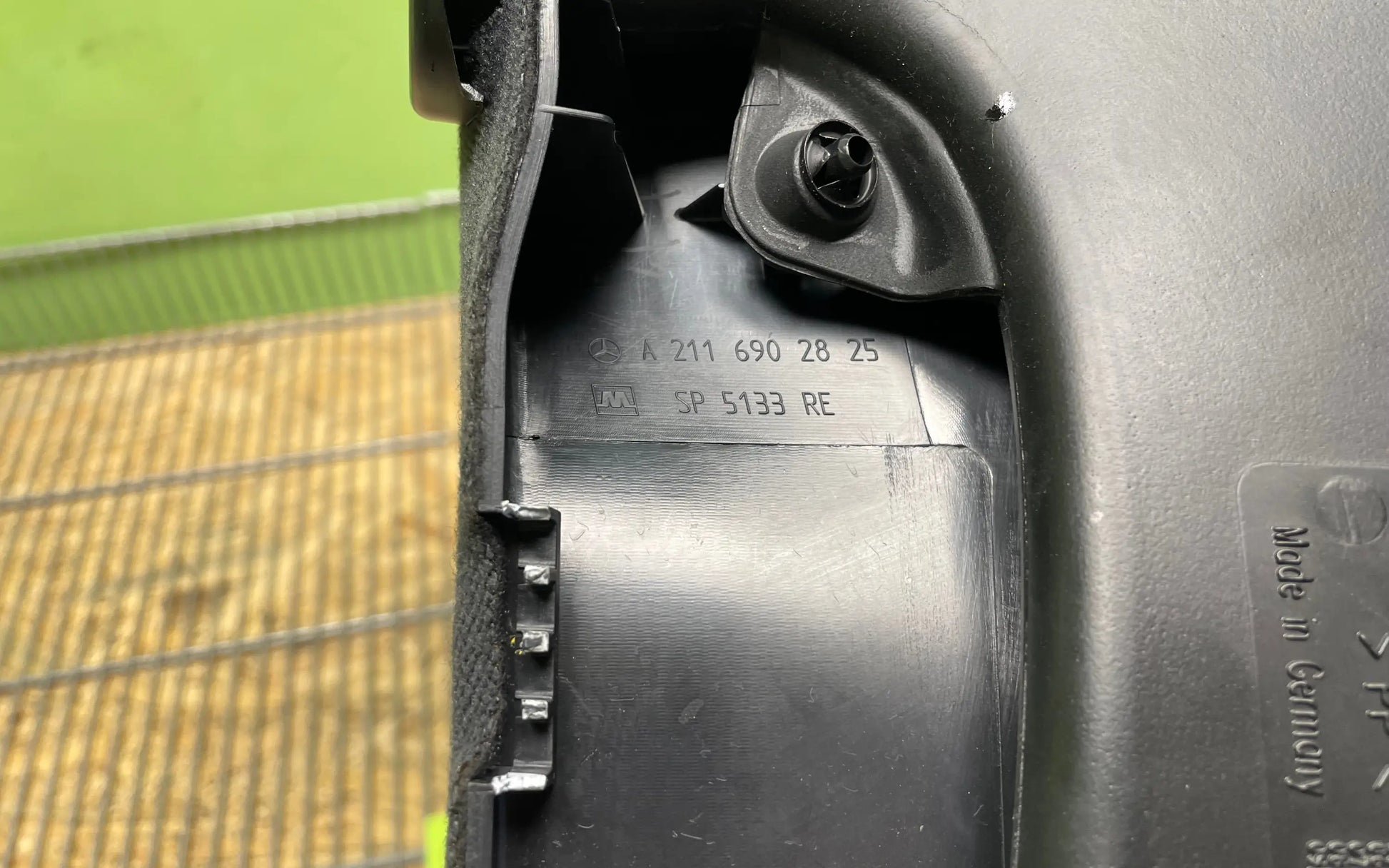 Mercedes-Benz E-Class AMG W211 Right B-Pillar trim - b-pillar trim