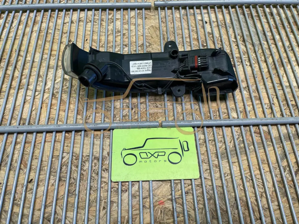 Mercedes-Benz E-Class W211 Side mirror indicator left - side mirror indicator