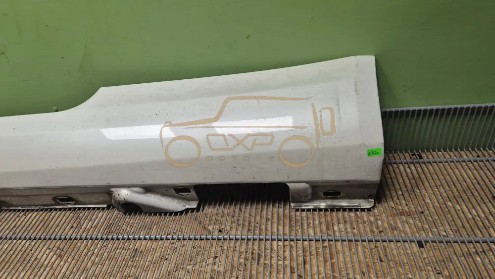 Mercedes-Benz E-Class W212 side skirt cover left - side skirt cover