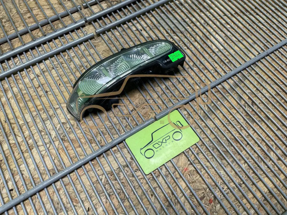 Mercedes-Benz E-Class W221 right mirror indicator - side mirror indicator