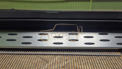 Mercedes-Benz EQC N293 footboard - footboard