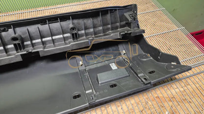 Mercedes-Benz EQC N293 footboard - footboard
