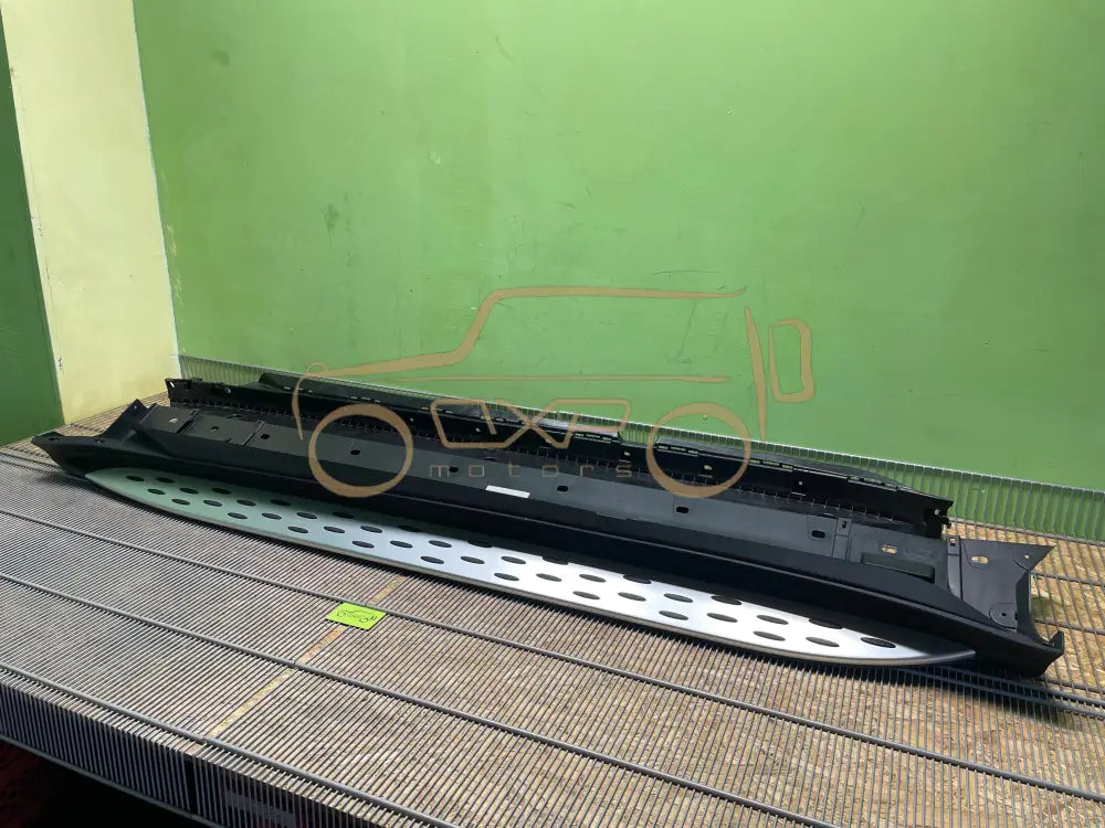 Mercedes-Benz EQC N293 Left running board genuine - running board genuine
