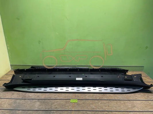 Mercedes-Benz EQC N293 Left running board genuine - running board genuine