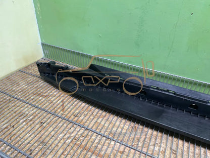Mercedes-Benz EQC N293 Left running board genuine - running board genuine