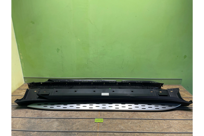 Mercedes-Benz EQC N293 Left running board genuine - runnig board