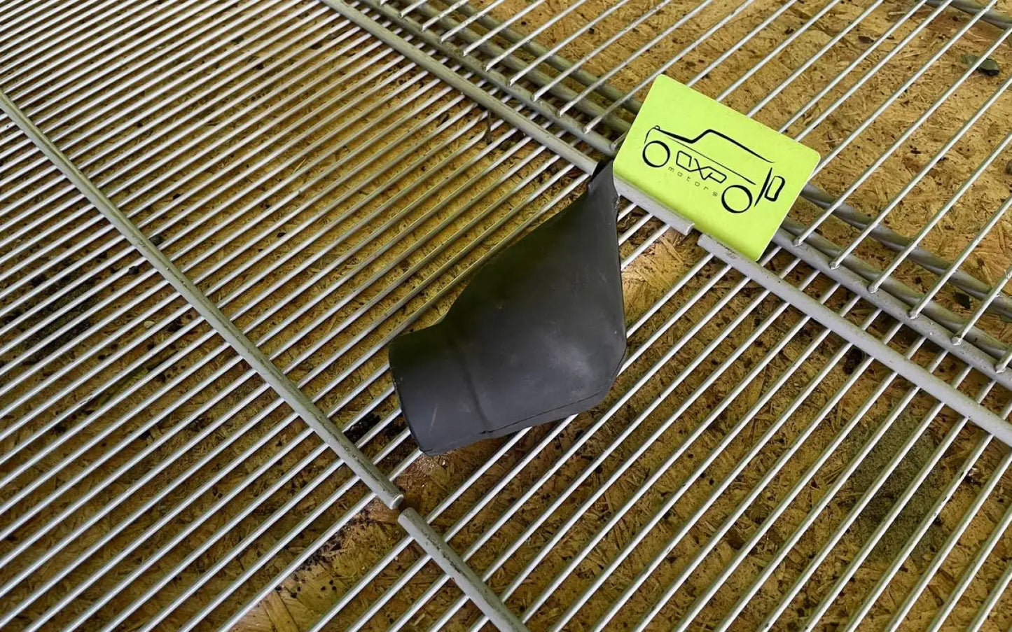 Mercedes-Benz G-Class 230GE W460 Dust drain valve - dust draine