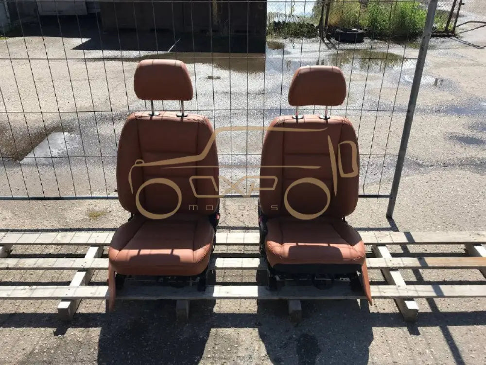 Mercedes-Benz G-Class Classe Leather seats (All Models 2001-2011)