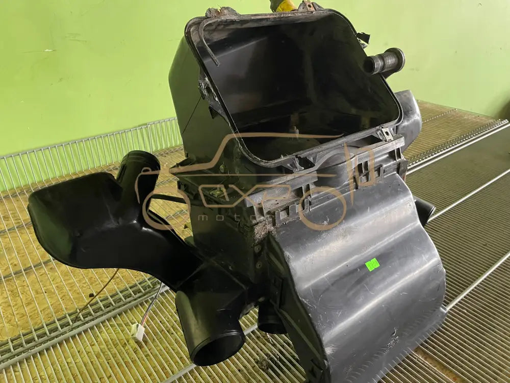 Mercedes-Benz G-Class W460 300G 79. Interior heater
