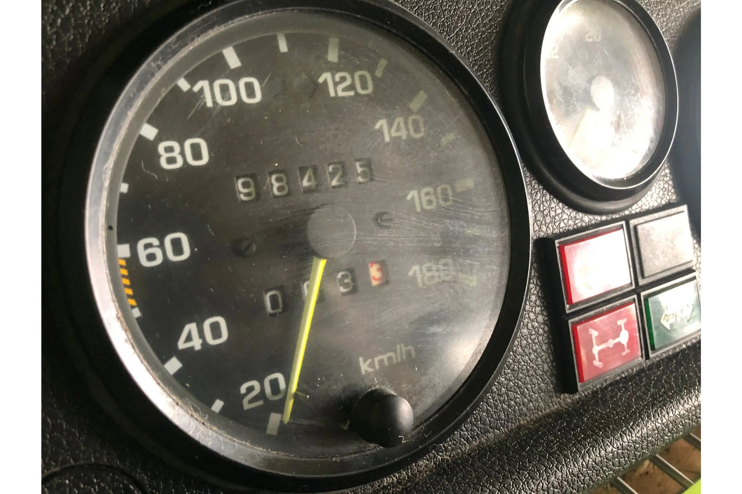 Mercedes-Benz G-Class W460/461 G240 24vK Tachometer/Speedometer